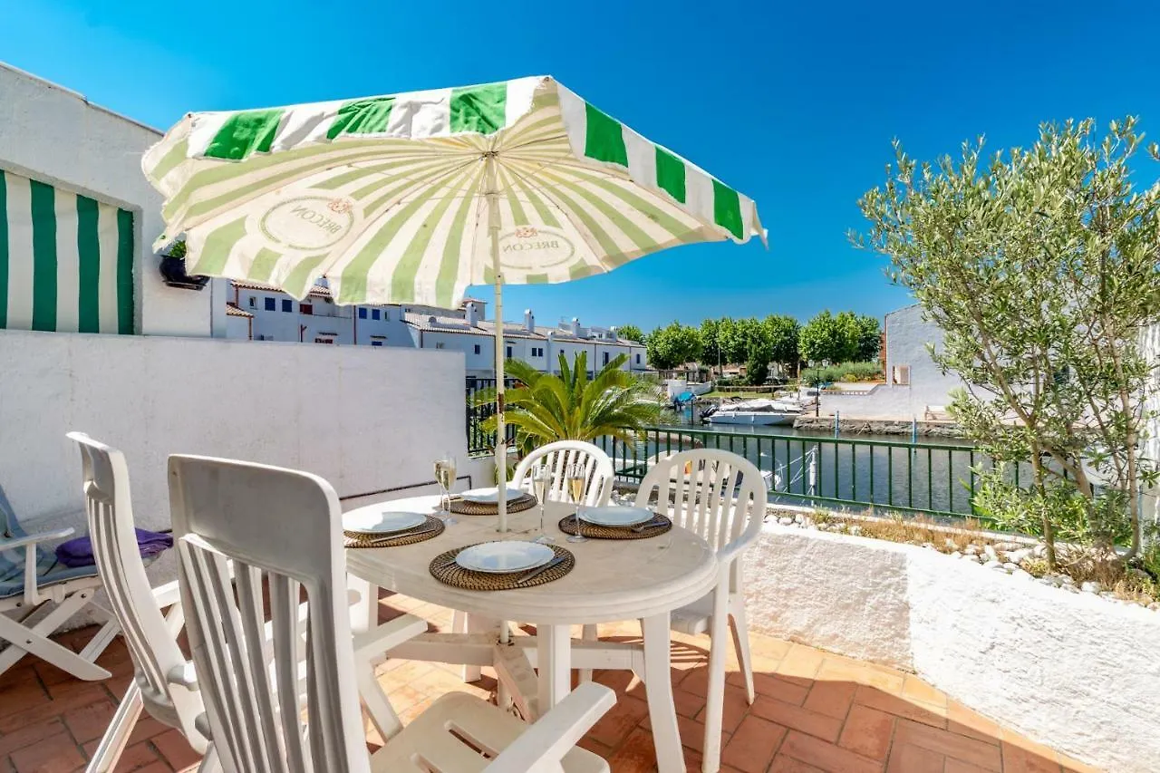Villa Currican à Empuriabrava Hébergement de vacances