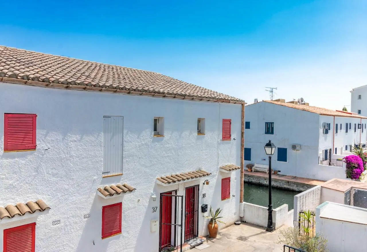 Hébergement de vacances Villa Currican à Empuriabrava